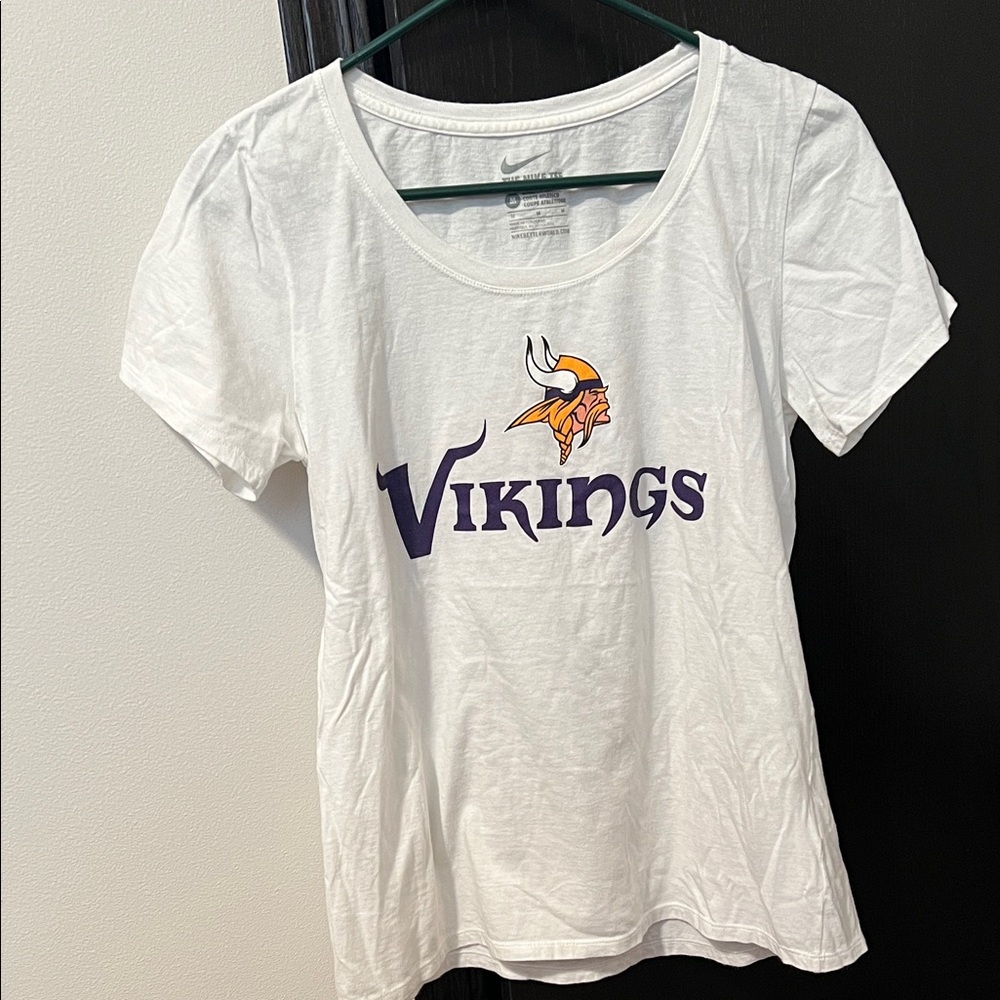 Nike White Minnesota Vikings Short Sleeve Tee